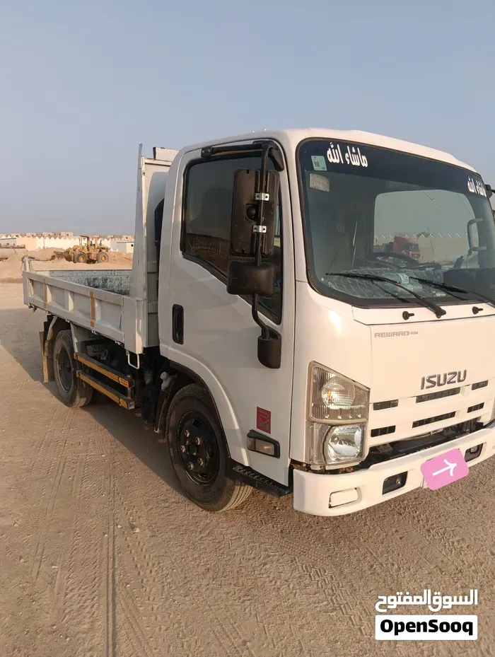 Isuzu Other 2016 photo 2