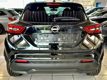 Nissan Juke photo 2