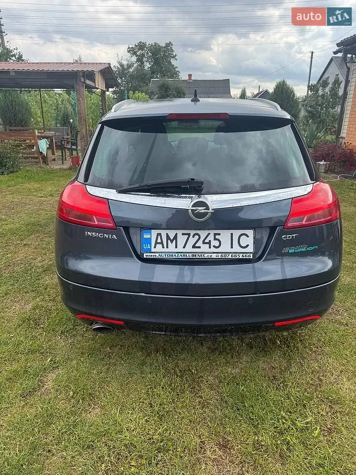 Opel Insignia 2009 photo 2