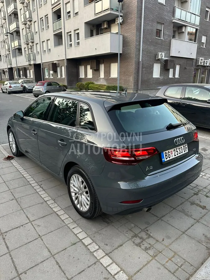 Audi A3 2017 photo 3