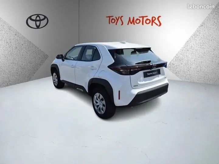 Toyota Yaris Cross 2025 photo 3
