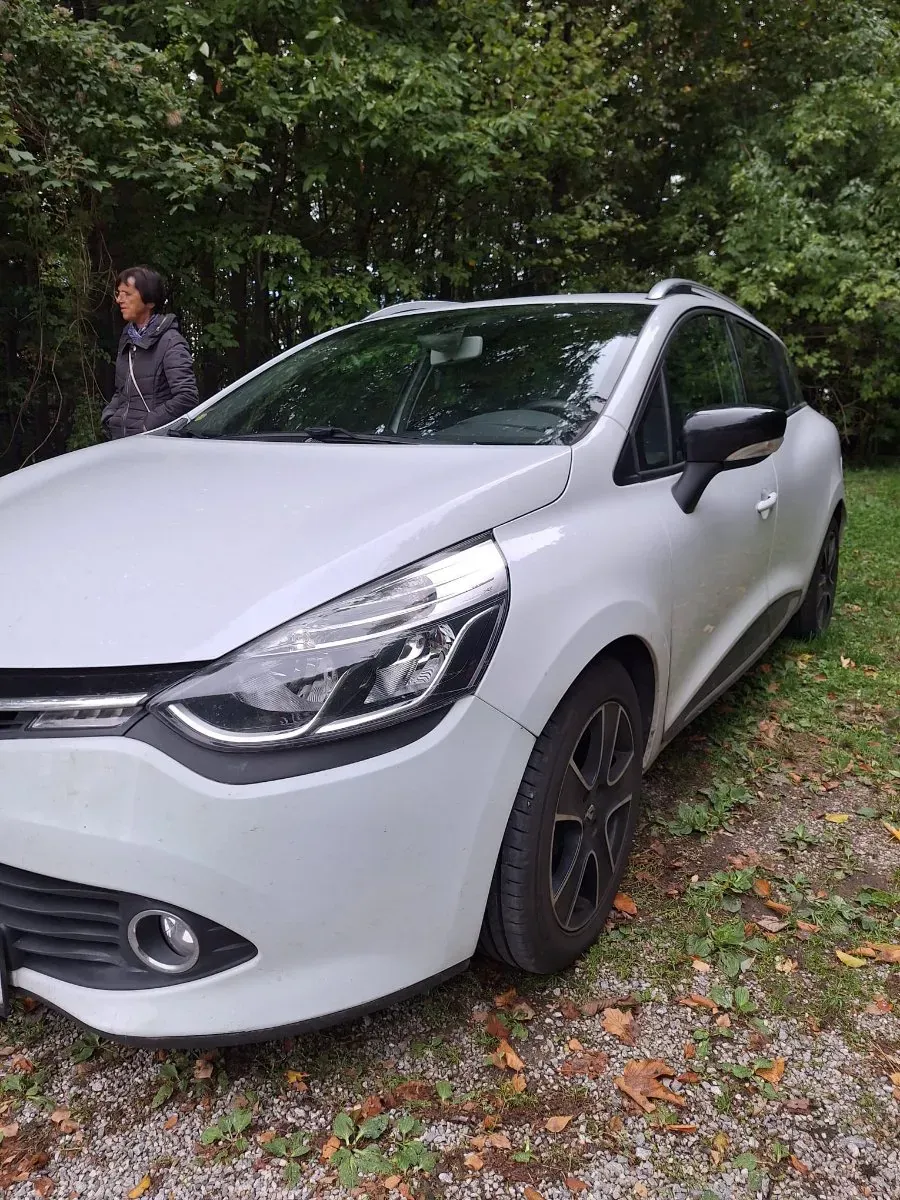 Renault Clio 2013 photo 2
