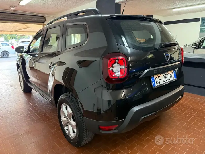 Dacia Duster 2021 photo 2