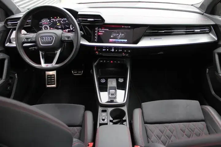 Audi A3 2023 photo 2