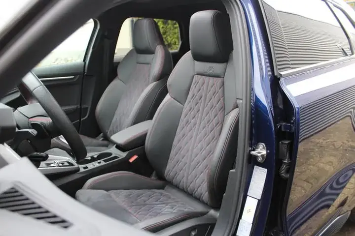Audi A3 2023 photo 3