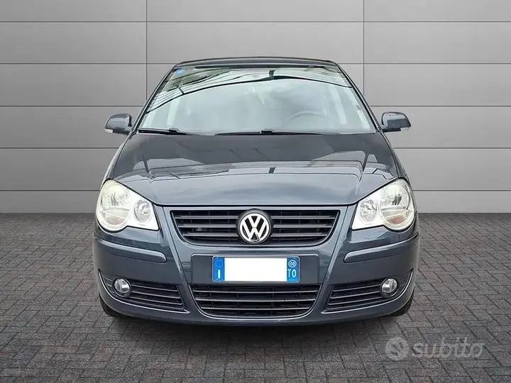 Volkswagen Polo 2008 photo 3
