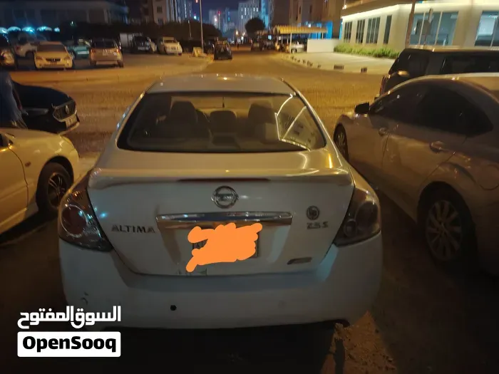 Nissan Altima 2010 photo 3