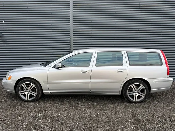 Volvo V70 2008 photo 3