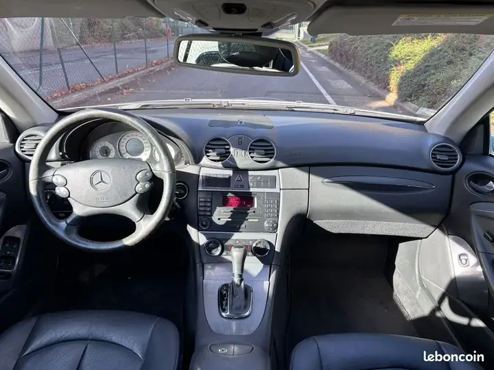 Mercedes-Benz Clk 2005 photo 5