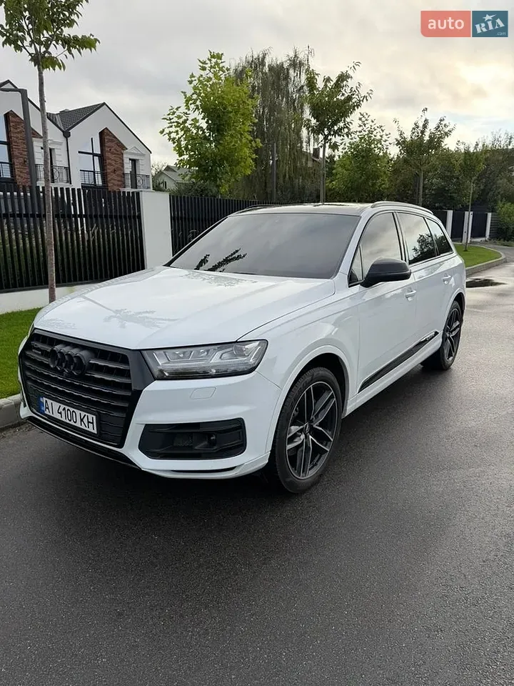Audi Q7 2016 photo 2