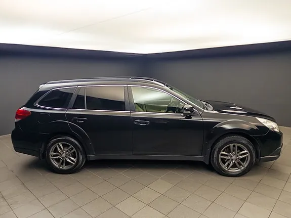 Subaru Outback 2012 photo 4