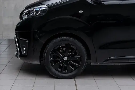 Toyota Proace 2023 photo 2