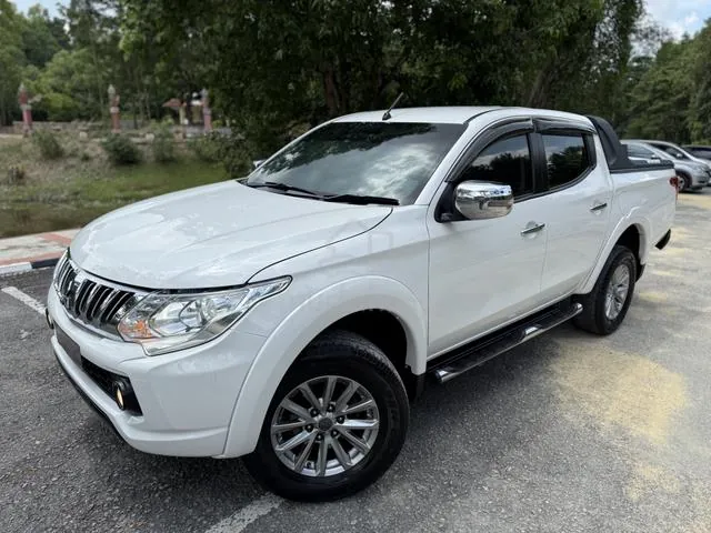 Mitsubishi Triton