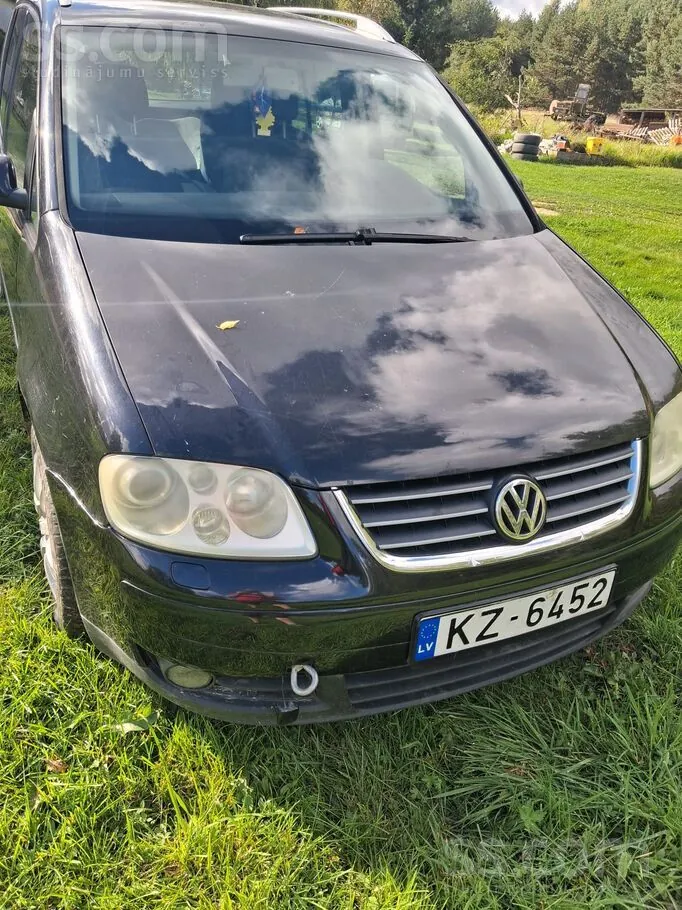 Volkswagen Touran 2024 photo 3