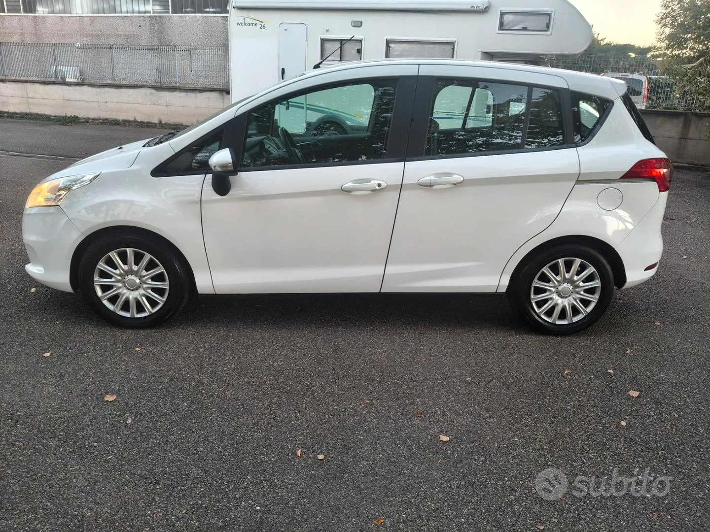 Ford B-Max 2017 photo 4