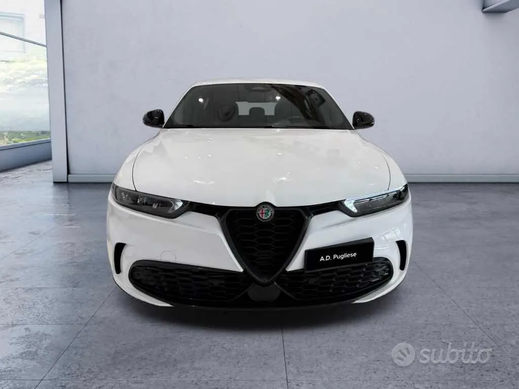 Alfa Romeo Tonale 2023 photo 2