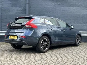 Volvo V40 2017 photo 2