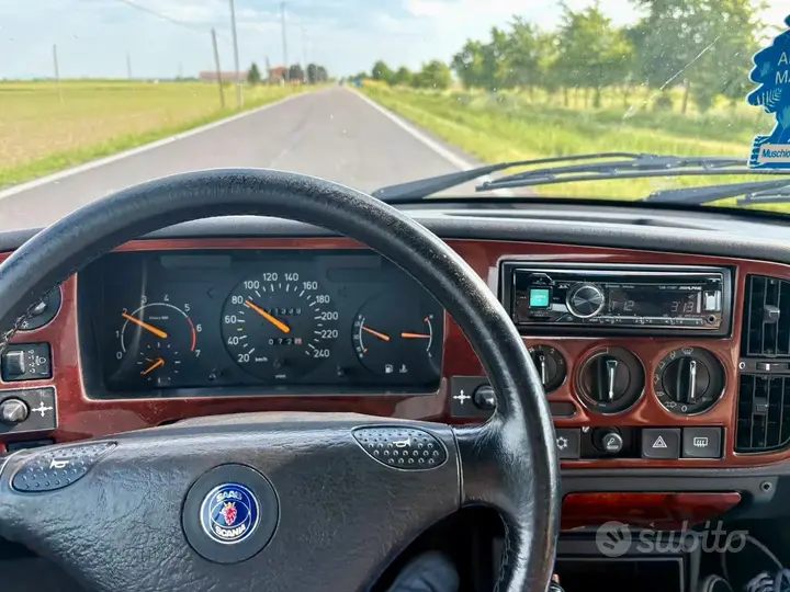Saab 900 1992 photo 4