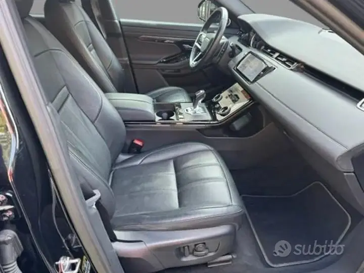 Land Rover Range Rover Evoque 2022 photo 3