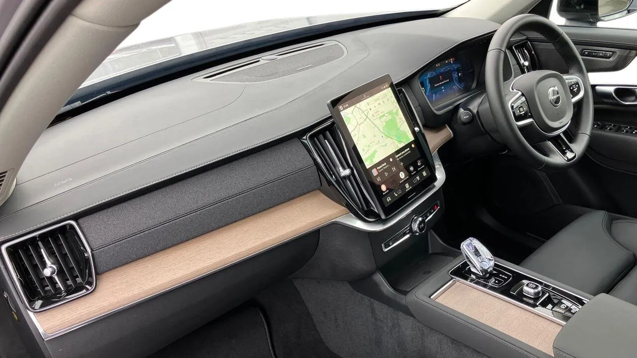 Volvo Xc90 2025 photo 4
