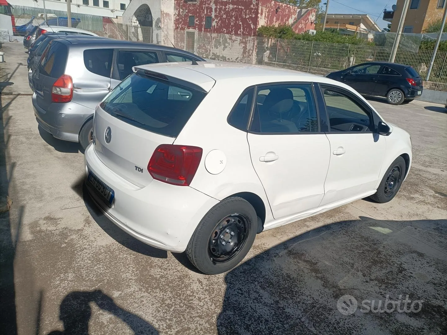 Volkswagen Polo 2012 photo 3