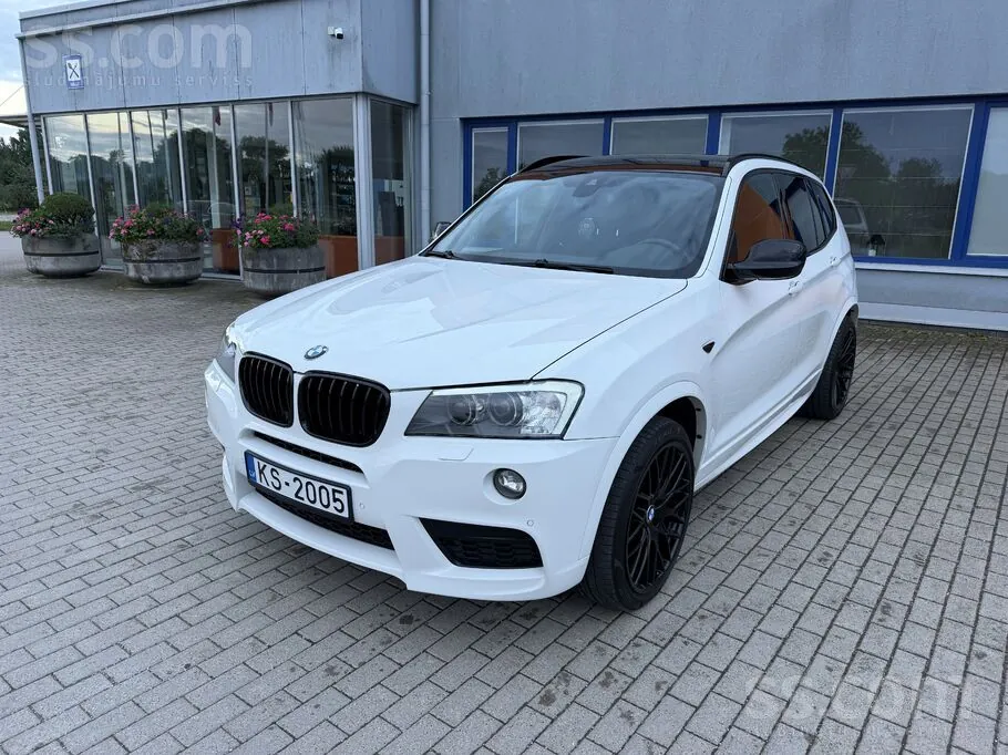 BMW X3 2012 photo 2