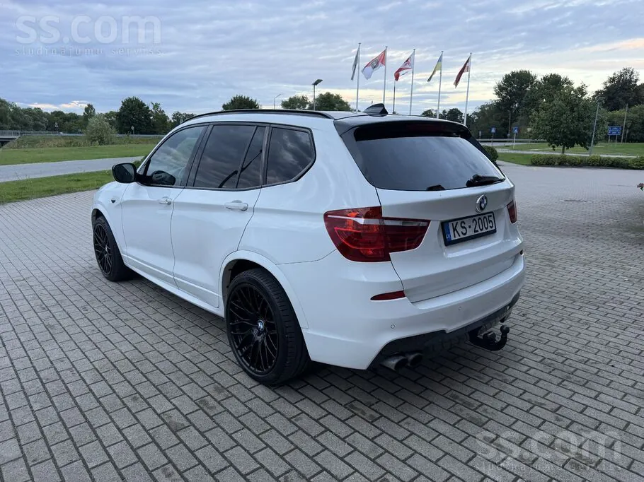 BMW X3 2012 photo 3