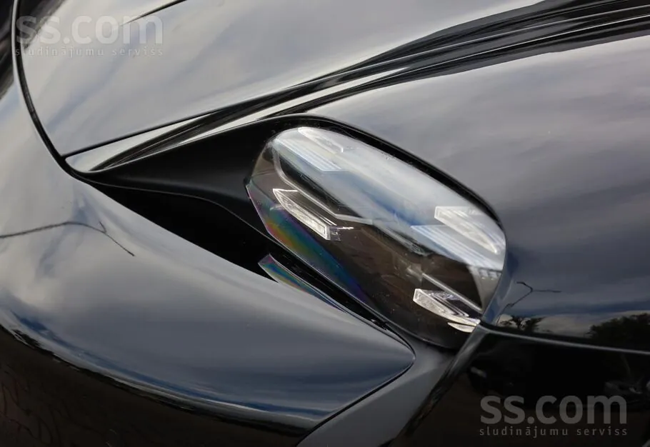 Porsche Taycan 2021 photo 3