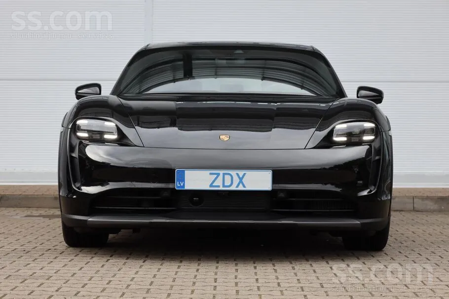 Porsche Taycan 2021 photo 4