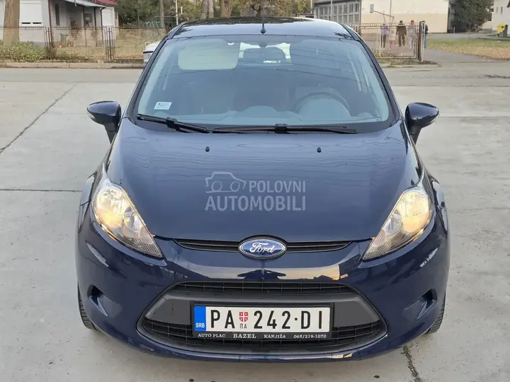 Ford Fiesta 2009 photo 4