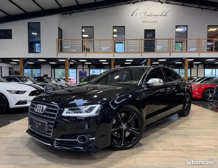 Audi S8