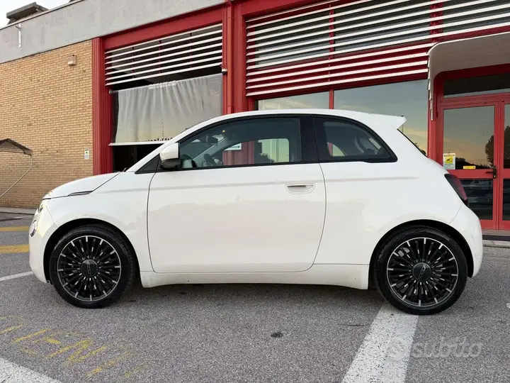 Fiat 500E 2023 photo 3