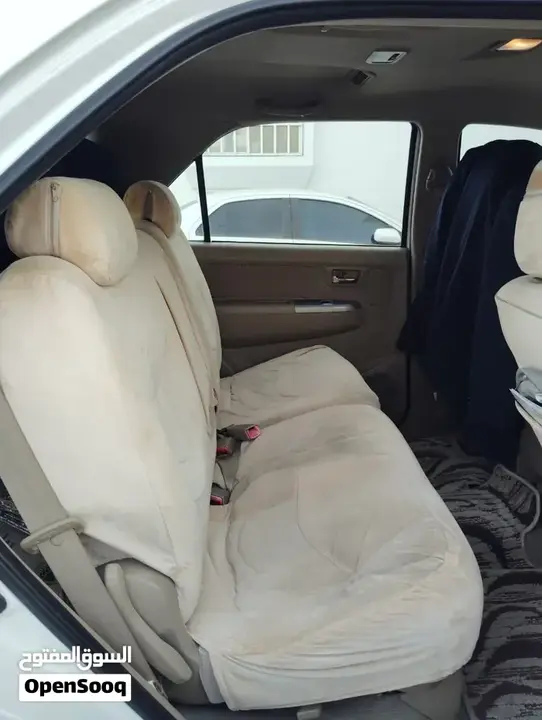 Toyota Fortuner 2011 photo 2