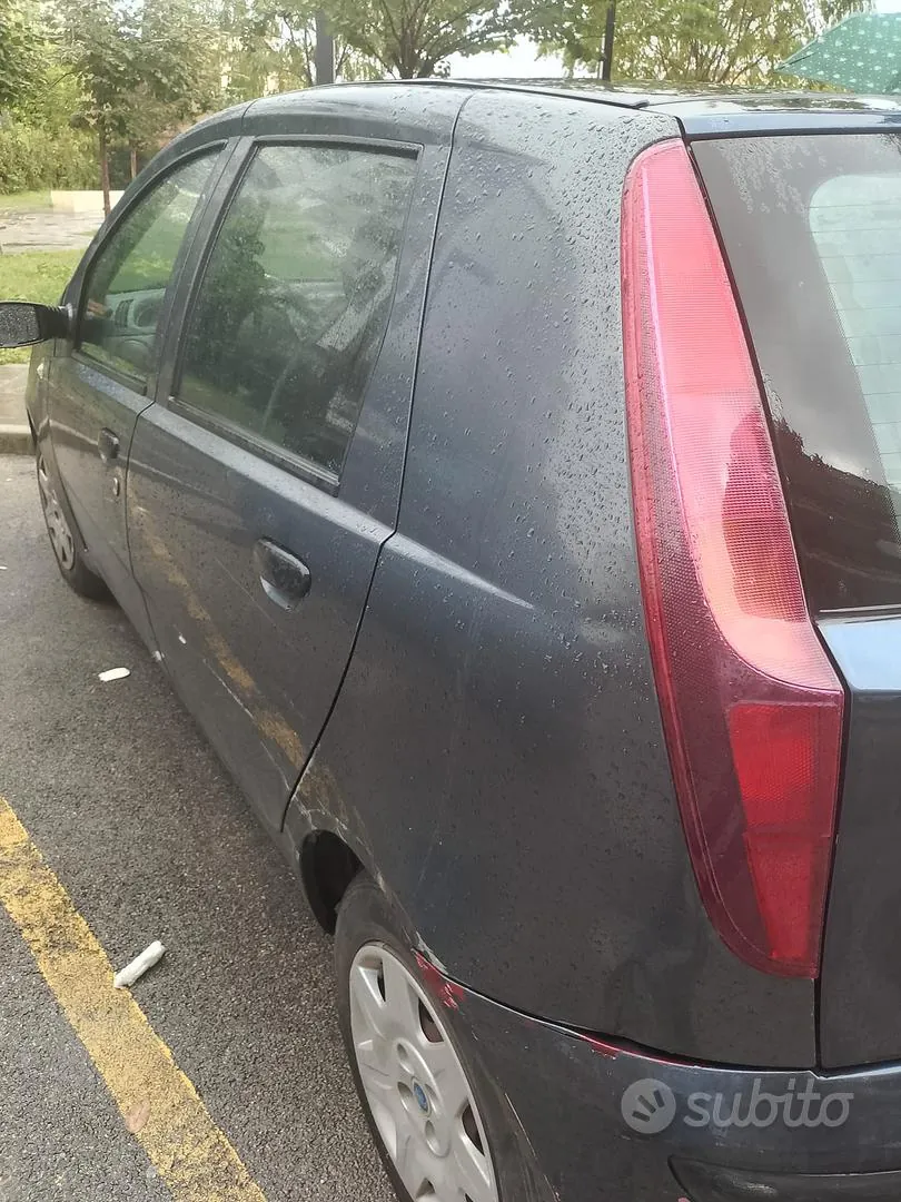 Fiat Punto 2000 photo 3