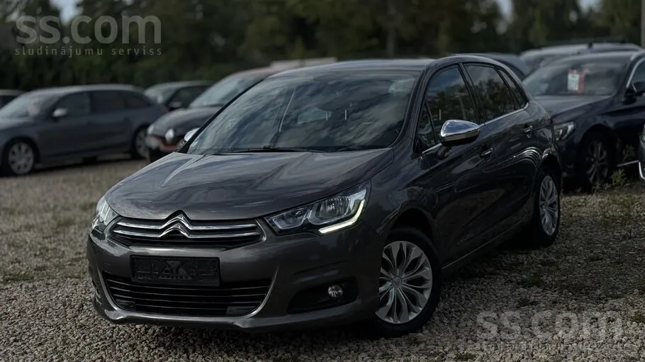 Citroen C4 2016 photo 2