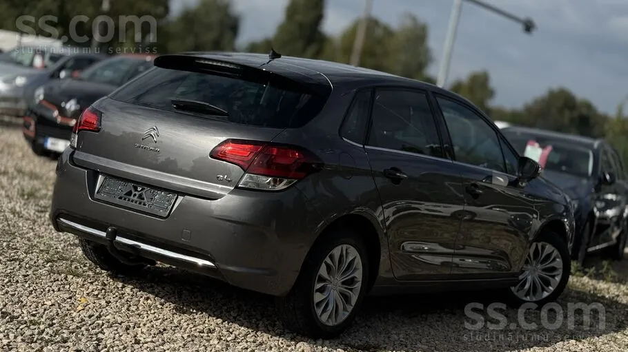 Citroen C4 2016 photo 3