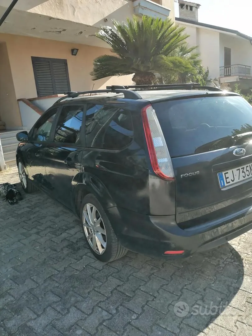 Ford Focus 2011 photo 4