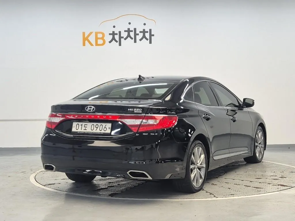 Hyundai Grandeur 2016 photo 3