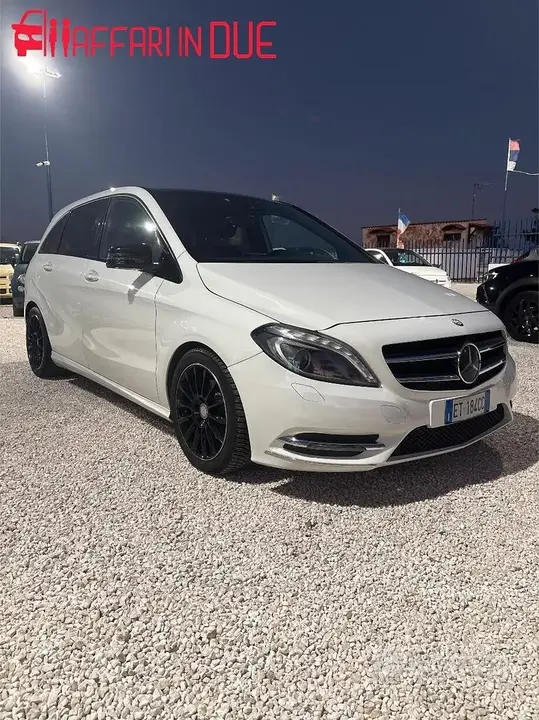 Mercedes-Benz B-Class 2013 photo 3