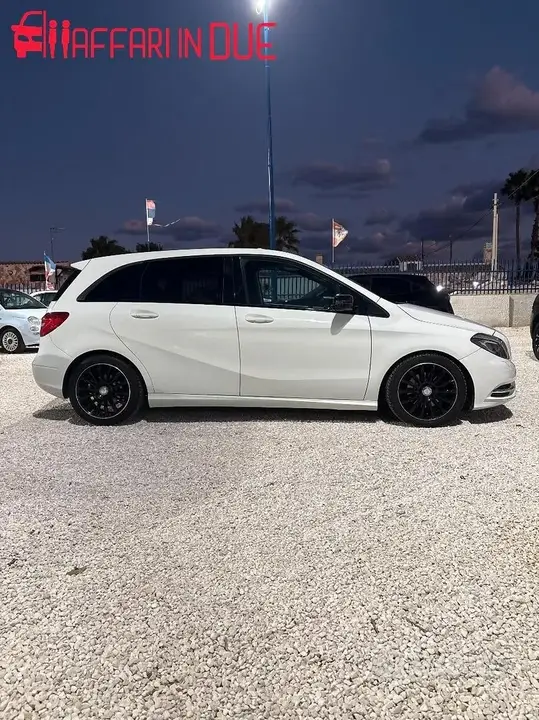 Mercedes-Benz B-Class 2013 photo 4