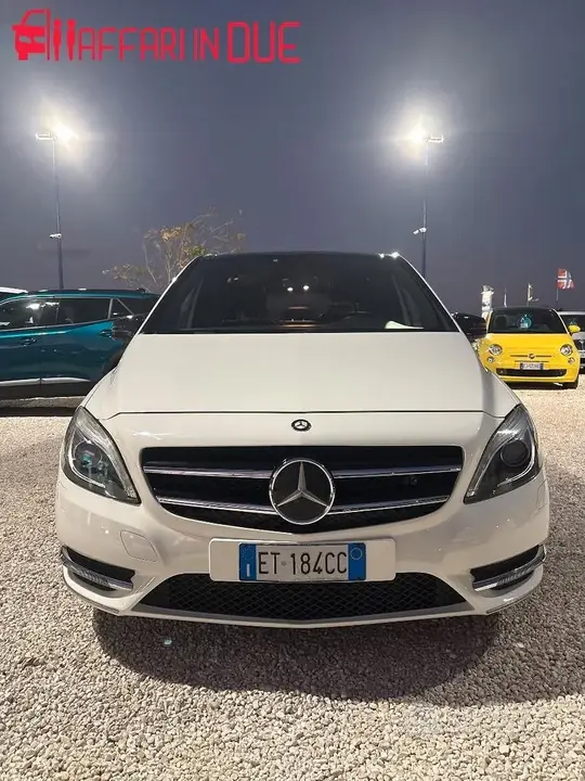 Mercedes-Benz B-Class 2013 photo 2