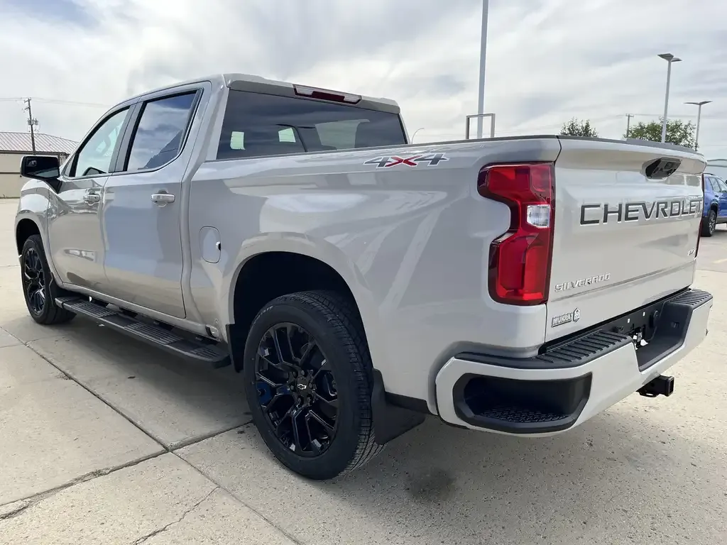 Chevrolet Silverado 1500 2026 photo 2