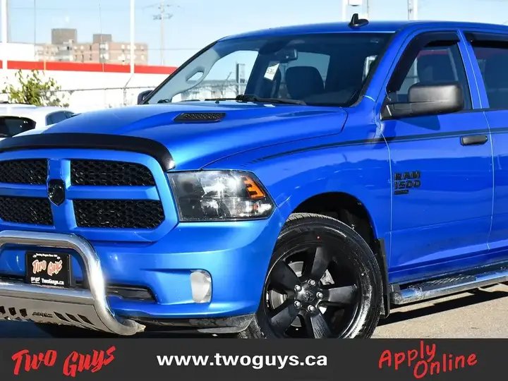 Ram 1500 Classic Crew Cab 2021 photo 2