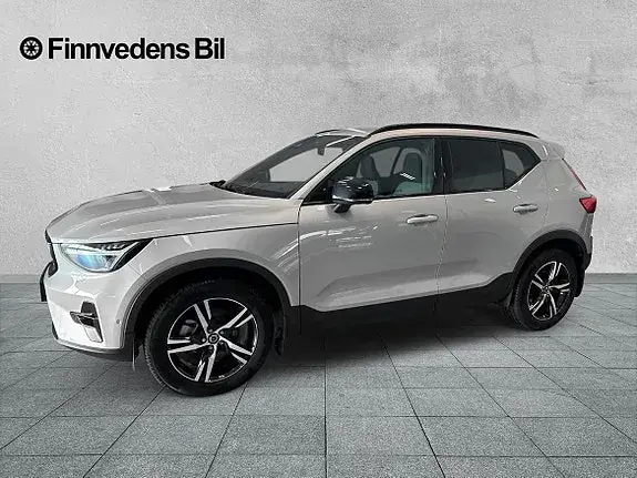 Volvo Xc40 2025 photo 2