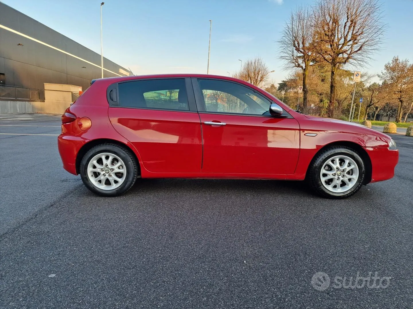 Alfa Romeo 147 2008 photo 5