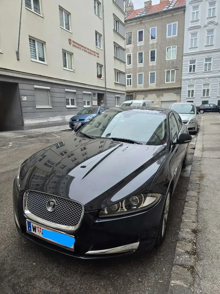 Jaguar Xf