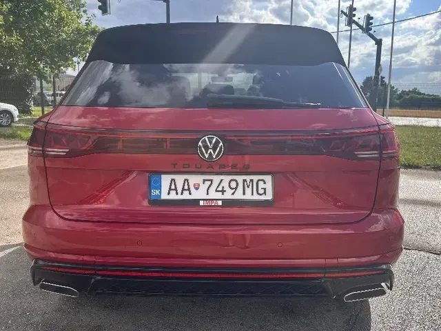 Volkswagen Touareg 2024 photo 3