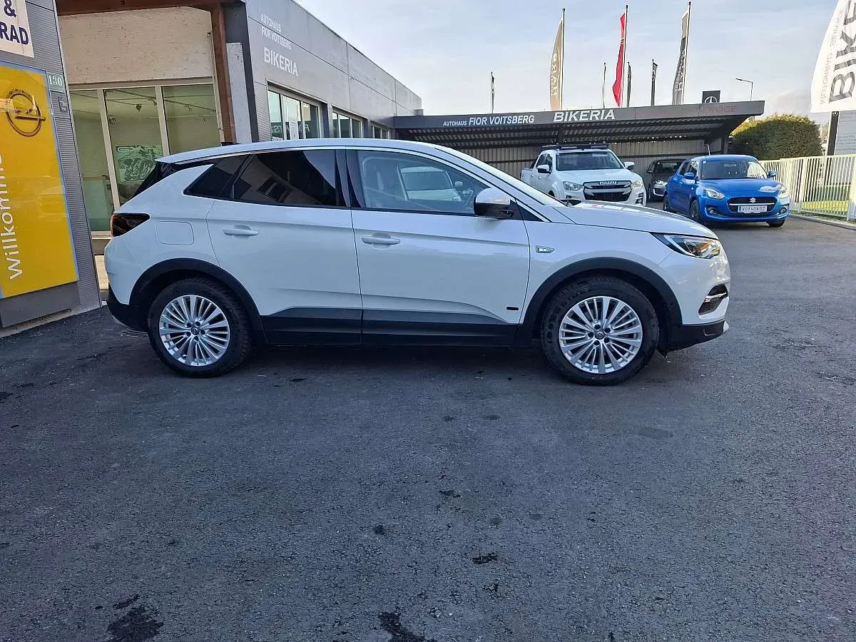 Opel Grandland X 2020 photo 2