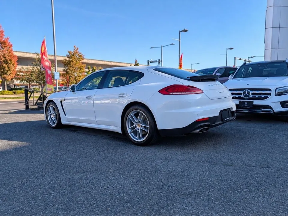 Porsche Panamera 2016 photo 5