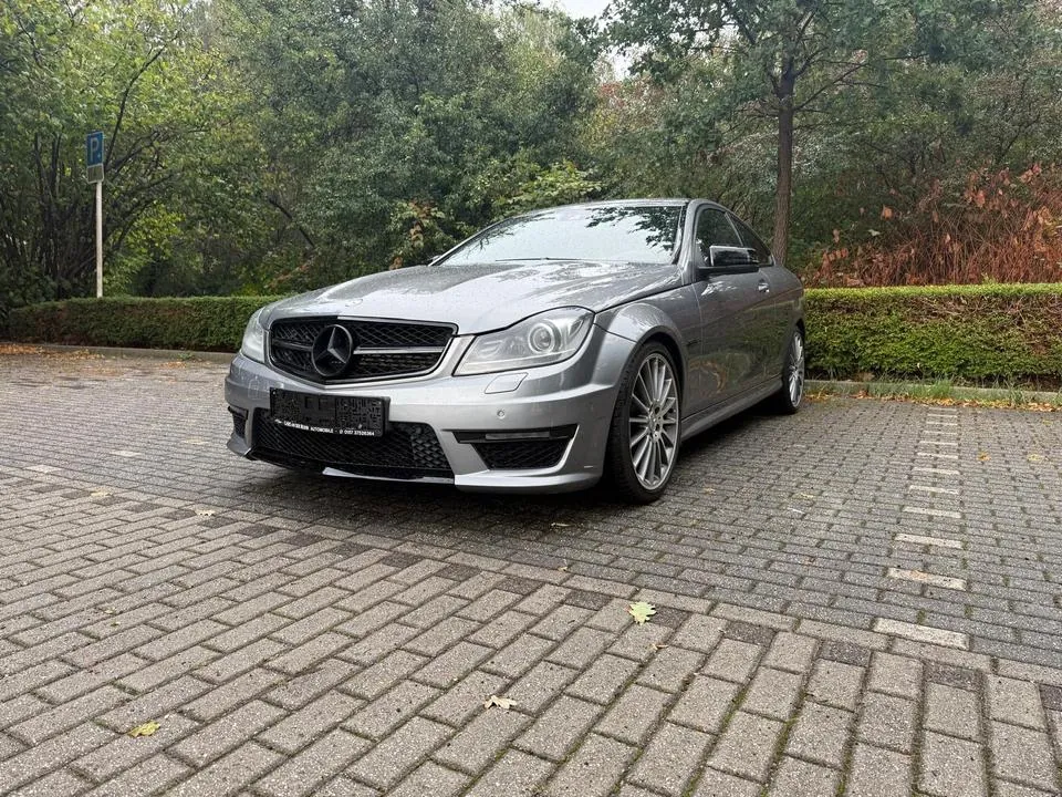 Mercedes-Benz C63